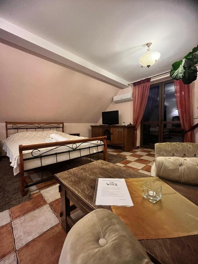Zajazd Cicha Woda Maniowy Exterior foto