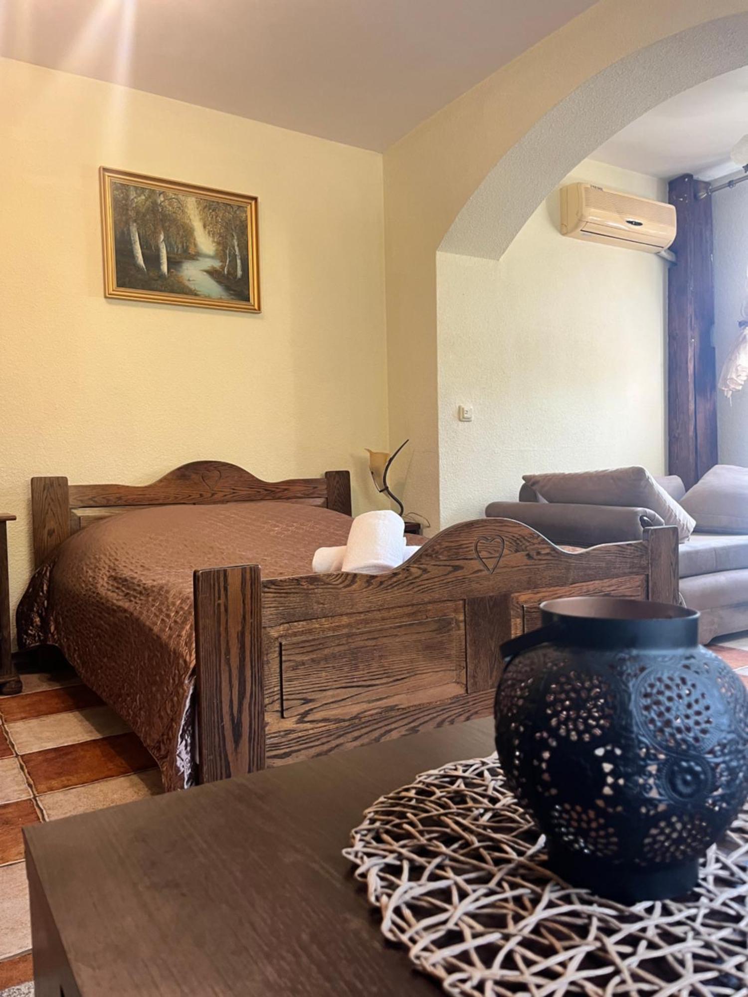 Zajazd Cicha Woda Maniowy Exterior foto